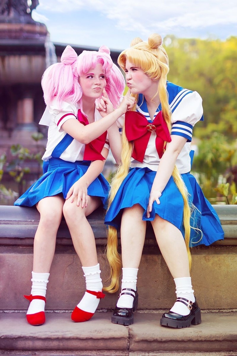 Usagi Tsukino WIG Sailor Moon Uniform w/ Cosmic Heart Brooch HAND