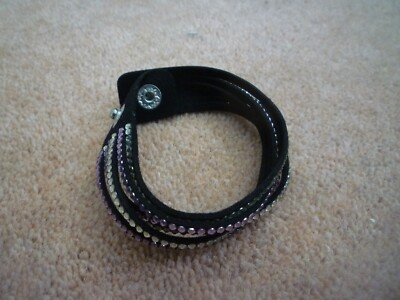 Rose Rosa Weiß Diamant Glänzend Popper Armband - Goth Emo Szene Interesse Ungetragen
