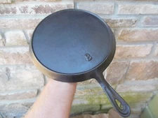 Vintage Lodge #8 Raised Number Cast Iron Round Old Style Hand Griddle