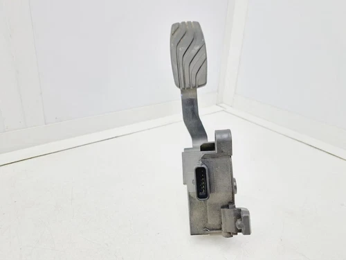 180020000R Accelerator Pedal for RENAULT MEGANE IV SPORT TOURER * 2018 5067098 - Picture 2 of 10