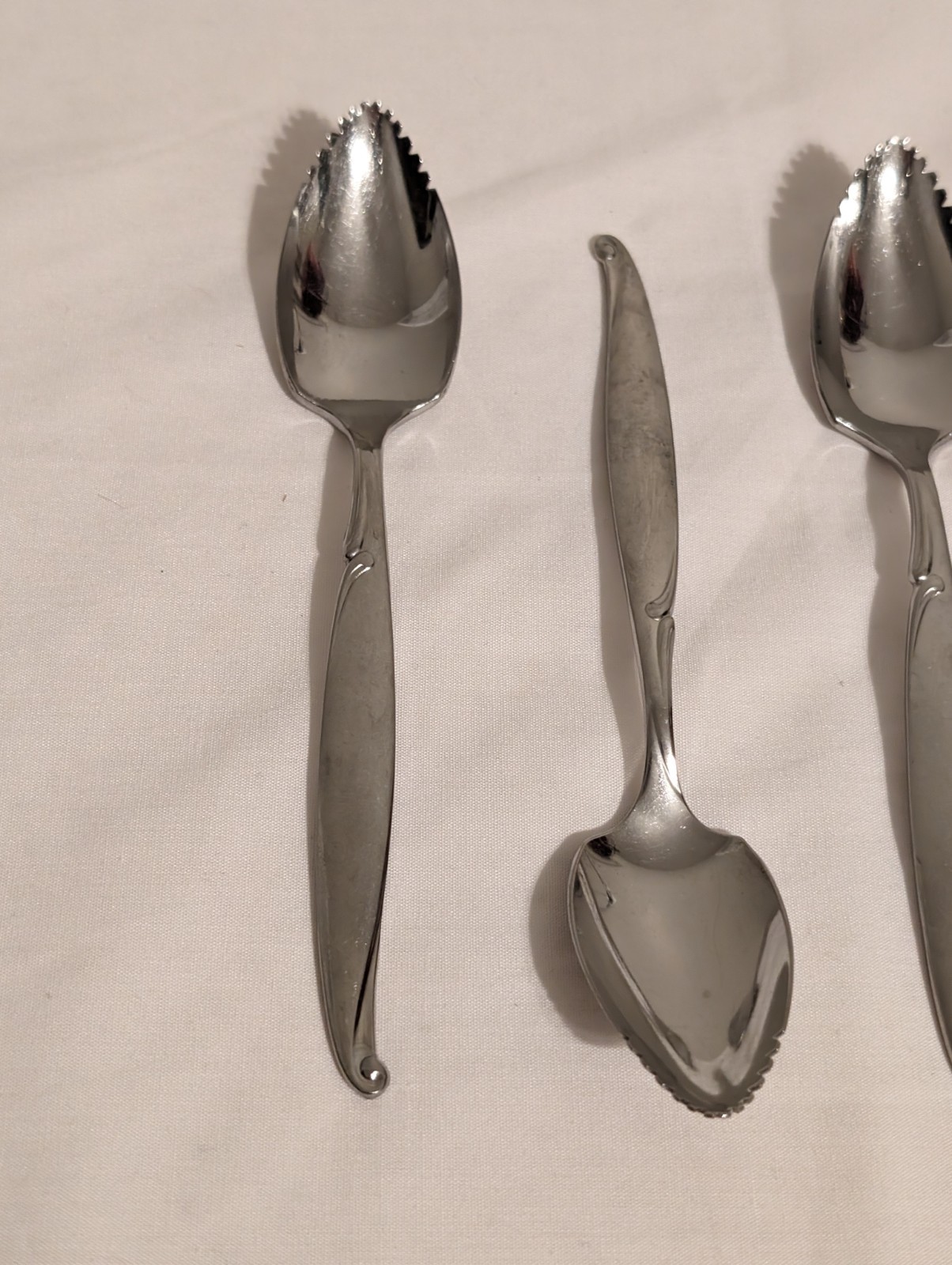 Oneida Community Stainless Grapefruit  Citrus Serrated Spoons Set Of 4