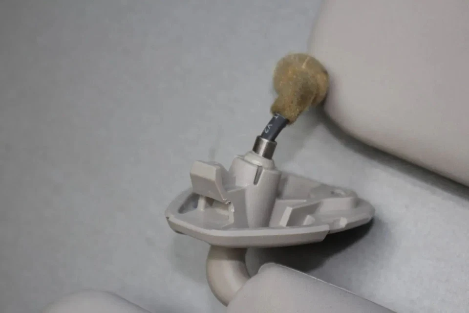 2x sun visor left and right Nissan X-Trail T32 manufactured 16 - Image 4 of 4