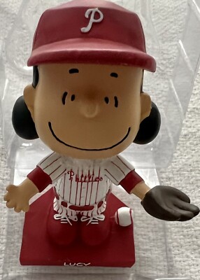 ルーシー　ボブルヘッド　フィギュア　スヌーピーナイト　フィリーズコラボ　2022 PHILADELPHIA PHILLIES BOBBLEHEAD SGA PEANUTS LUCY 8/22/2022 LTD