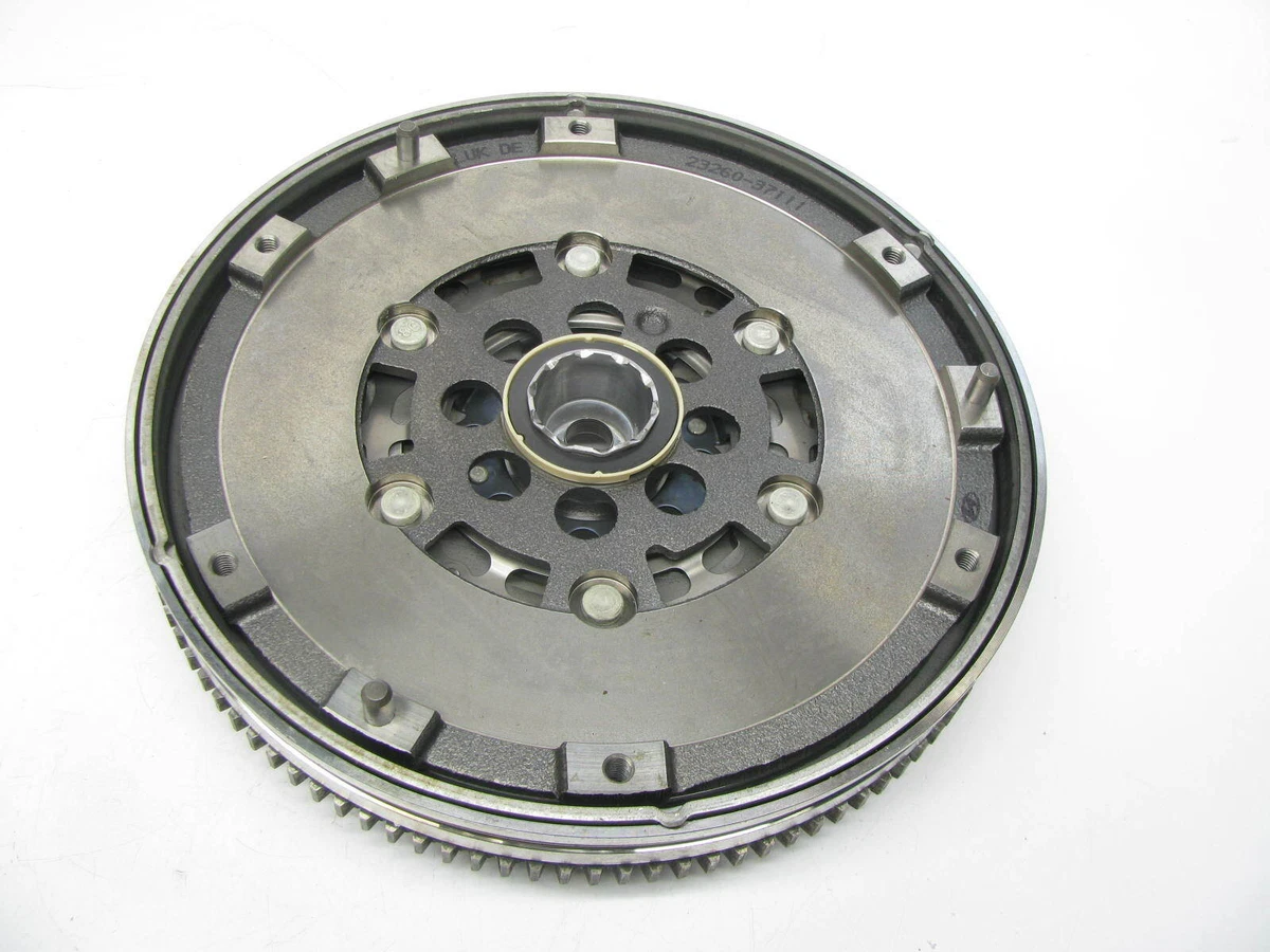 NEW - OEM 2326037111 Clutch Flywheel Assembly For 1998-2001 