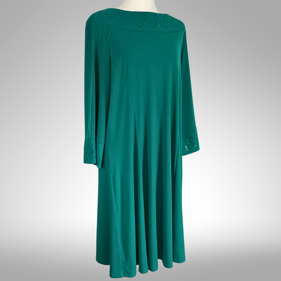 bob mackie green dress 1990 Bob Mackie Teal-Green & Black Beaded Fringe Backless Cocktail Dre main image 0