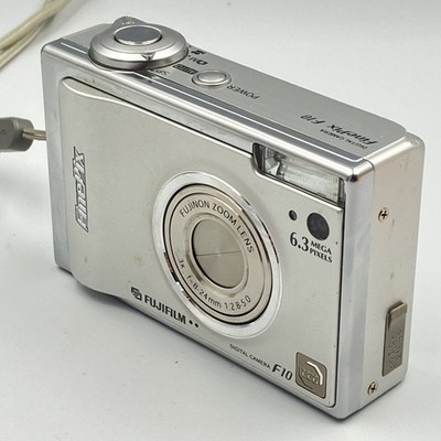 Fujifilm FinePix F Series F10 6.3MP Digital Camera - Silver for