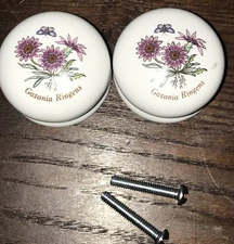 2 Portmeirion Botanic Garden Ceramic 1 3/4” diameter Cabinet Knobs w/screw