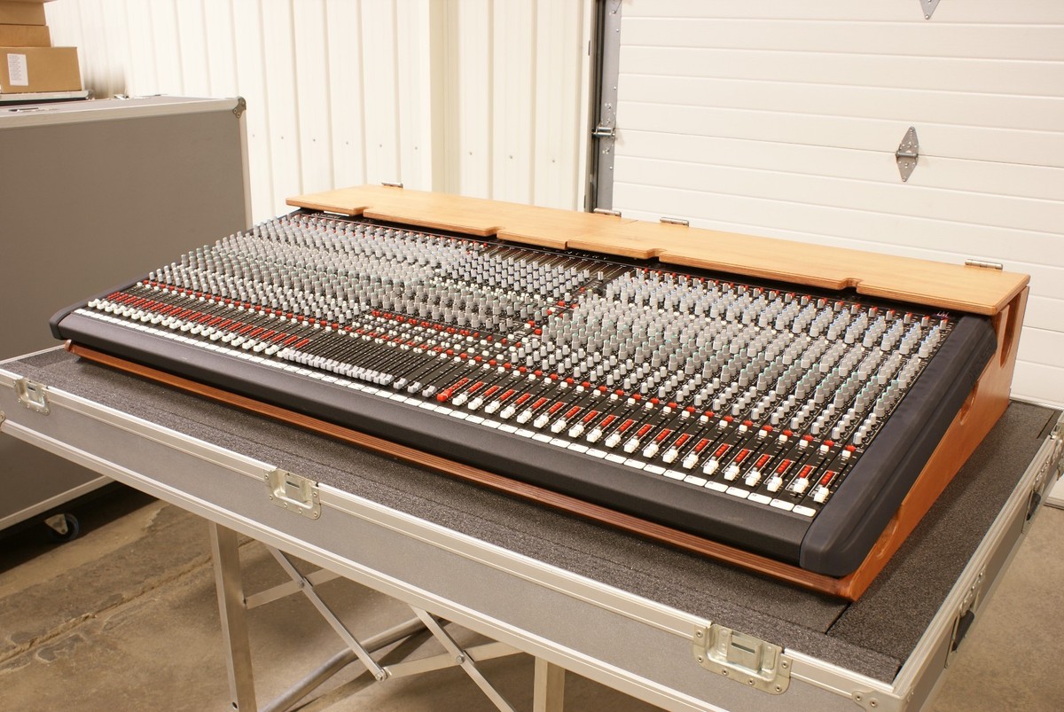 Crest Audio Century LM-20 40 Input x 20 Output (40x20) Monitor