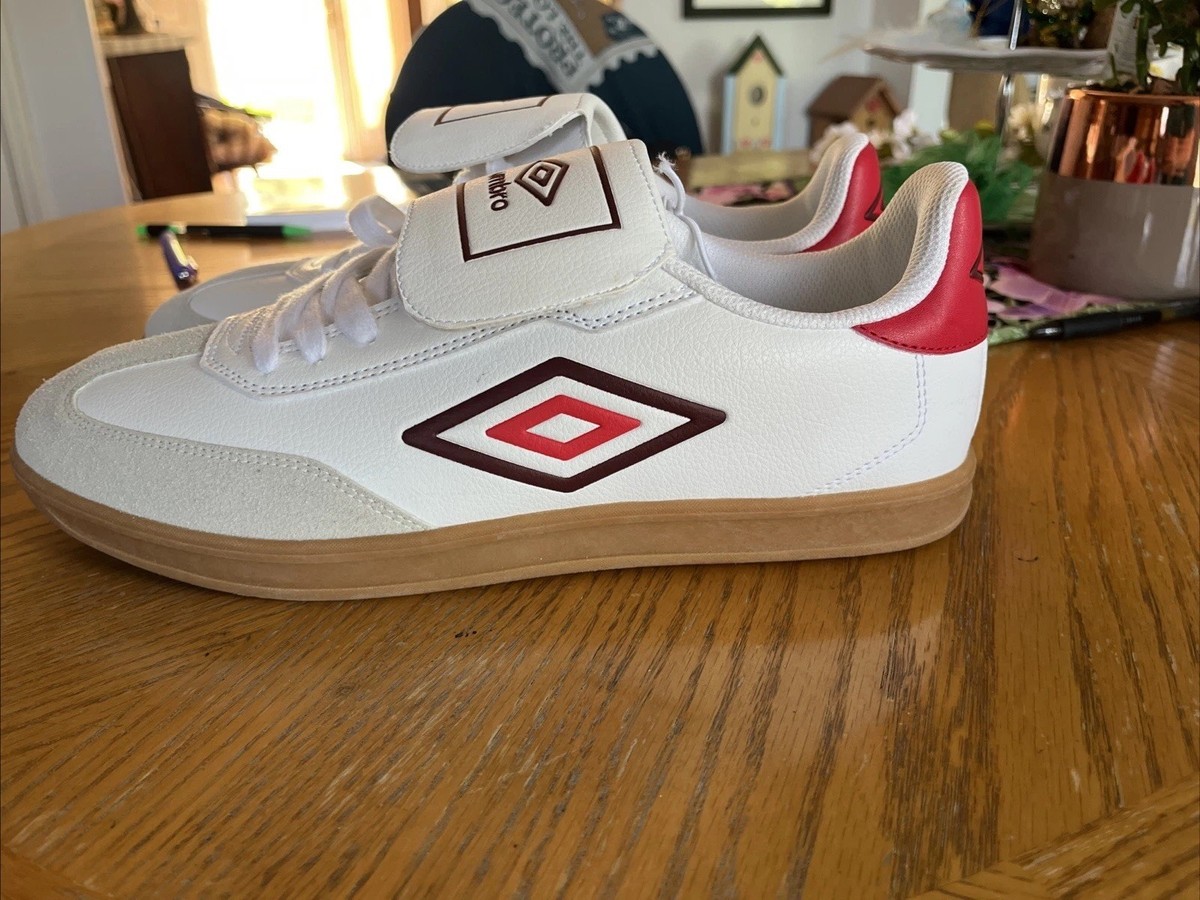 HMBRO UMBRO-TX White Red Gum soccer Cleats Men's Size 11 New
