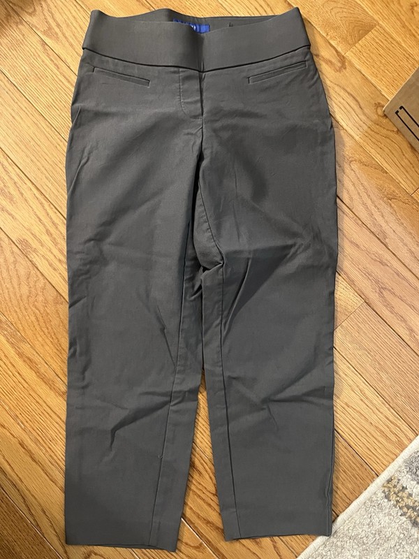 Apt 9 Brynn Gray Dress Pants Capris Womens Size 4
