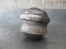 Support moteur Mercedes 320