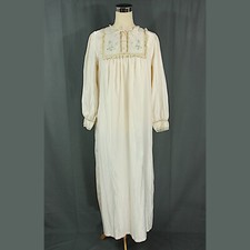Vintage Barbizon Floral Embroidered Satin Granny Peignoir Nightgown M 1970s