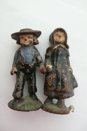 Vintage Cast Iron Amish Figurines 