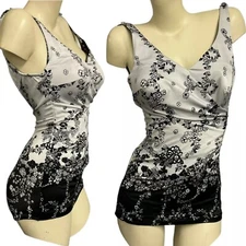 Vtg 70s Swimsuit S/M Pin Up Skirt Malliot Modest Roxanne Floral Gray Black White