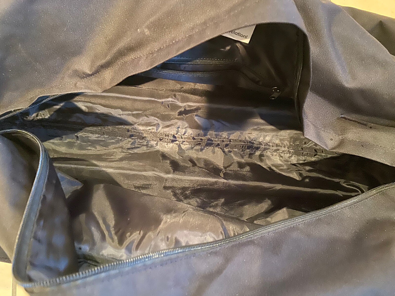 Revelation Holdall With 2 Wheels And Extendable Pullalong Handle eBay