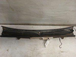 14-19 Silverado Sierra Cowl Vent Panel Wiper Motor Cover Genuine OEM 12606559