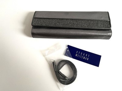 Elegante Stuart Weitzman Clutch mit original Staubbeutel und Etikett