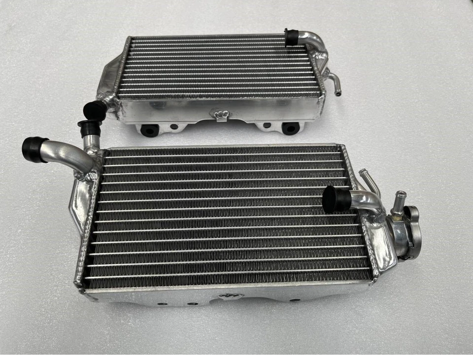 Radiador de aluminio y mangueras de silicona para Honda CR250R CR250 2002 2003 2004 Foto 3 de 4