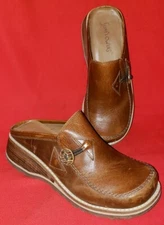 Sunflower Women's Clogs Size 7M Brown Real Leather Button Accent Slides Mules