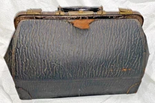 Vintage Black Doctor Leather Bag Antique Doctor Bag Medical - Large 19”x10”x12”