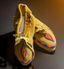 Vintage Native American Indian BEADED Child's  MOCCASINS  Colorado 9  X 3  