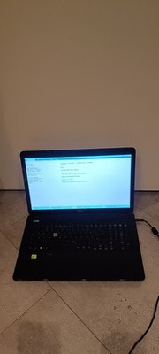 Acer Aspire E1-772G - 17 Zoll - Core i3 - Defekt - Notebook Laptop