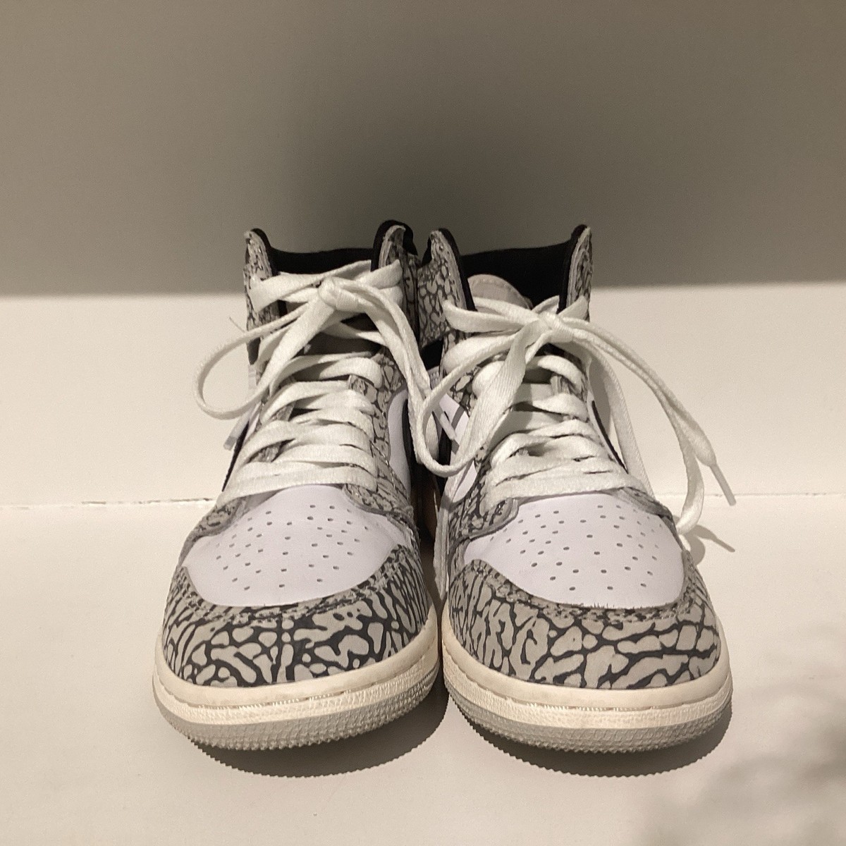 Nike Air Jordan 1 Retro High OG White Cement Size Youth 4.5 (Read