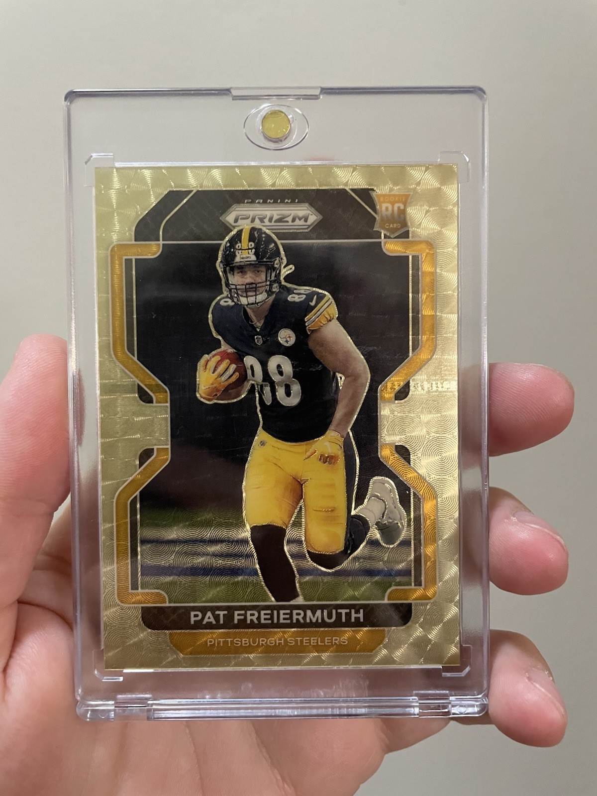 2021 Panini Prizm Pat Freiermuth Rookie Gold Vinyl /5 No. 362 Steelers