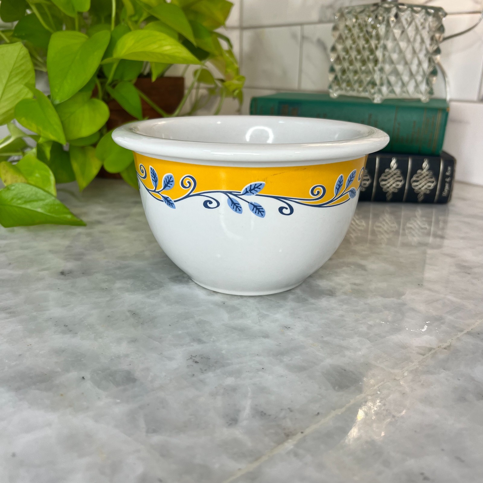 Corelle Coordinates 1.5 Qt Casa Flora Bella Vista Mixing Bowl Yellow Stoneware