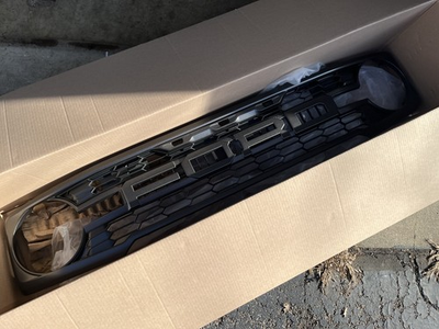 #ad 21 thru 26 Bronco OEM Genuine Ford Parts RAPTOR Grille Grill N2DZ 8200 ZA $429.99