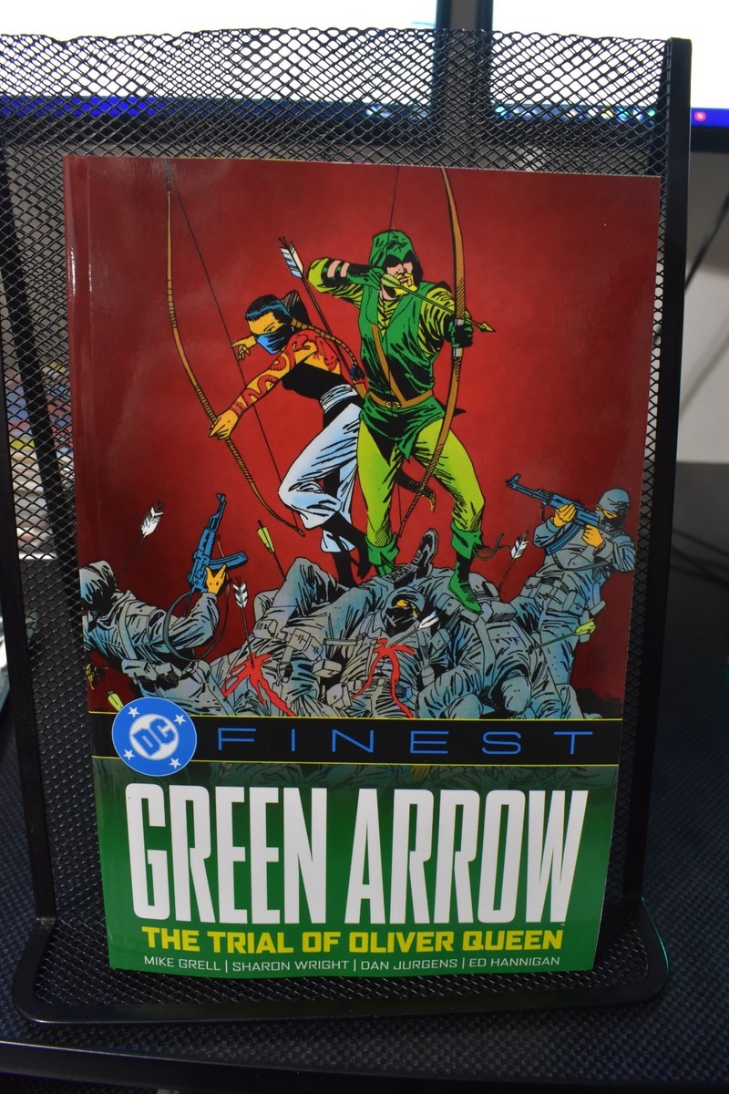 DC Finest Green Arrow The Trial of Oliver Queen TPB BRAND NEW 1988
