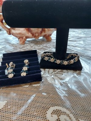 Vintage Trifari Bracelet & Earrings Set Sapphire Blue & Clear Rhinestones