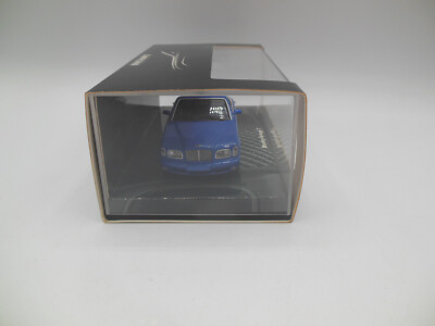 ミニカー MINICHAMPS 436-139070 Bentley Arnage T Minichamps 436 139070 Bentley Arnage T in Metallic Blue 1:43 Scale