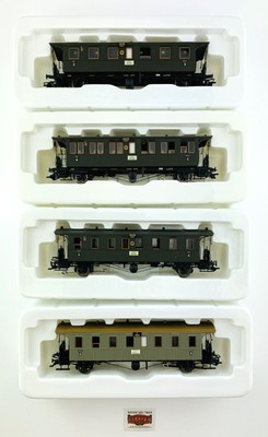 PD201 - BRAWA H0 - 2150/2151/2152/2153 - LOT 4 DRG TRAVEL CARS WITH LIGHT!