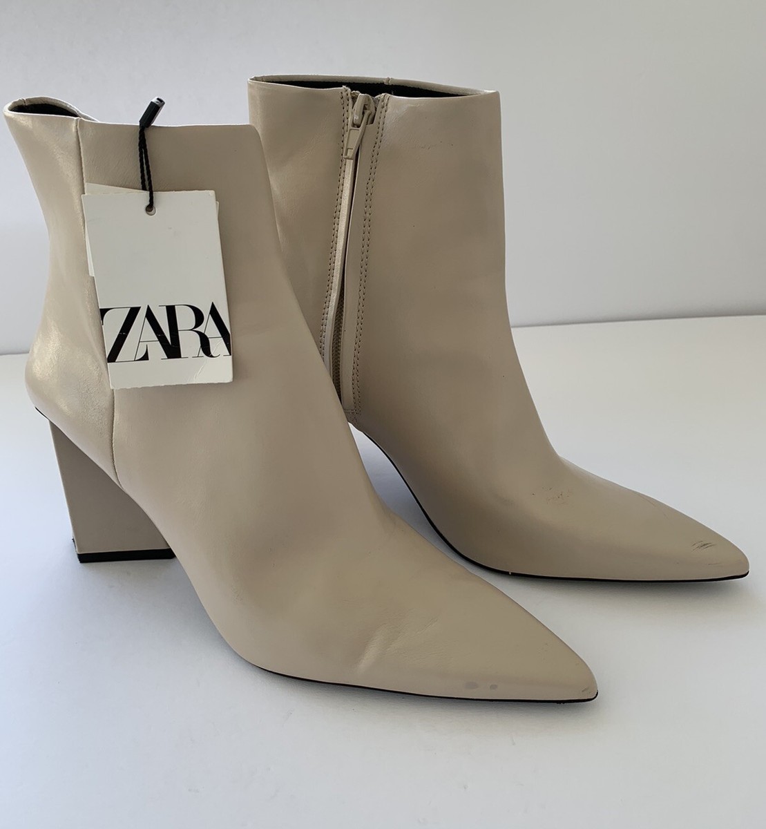 ZARA NWT Nude & Beige Patent Effect Finish Triangular Heel ZARA NWT Nude & Beige Patent Effect Finish Triangular Heel