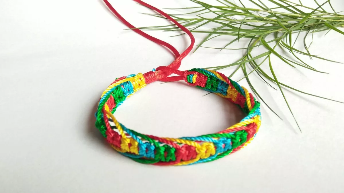 Unique friendship deals band
