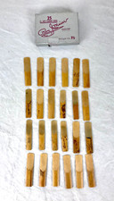 Open Box of Light Strength Alto Saxophone Reeds. Open Box. 25 Reeds