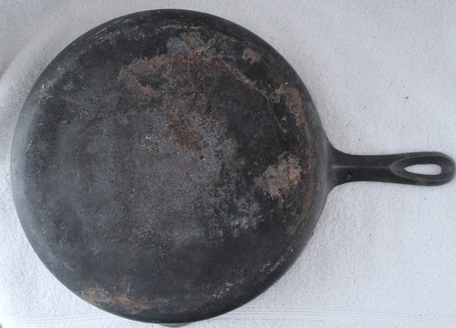 Vintage Birmingham(?) No. 8/10-5/8"Cast Iron 3" Deep Skillet w/Basting Lid - Picture 4 of 8