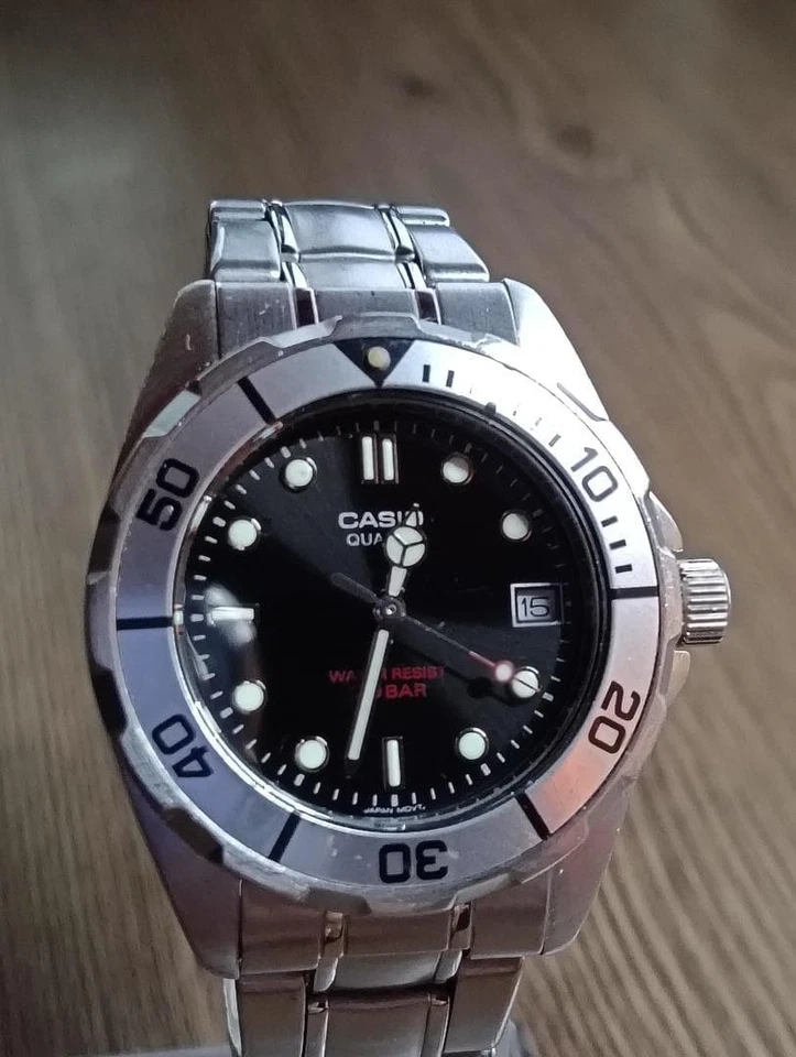 CASIO Diver Quartz Watch EFL-200 Tested 34mm Rotating Bezel Good Condition - image 2 of 4