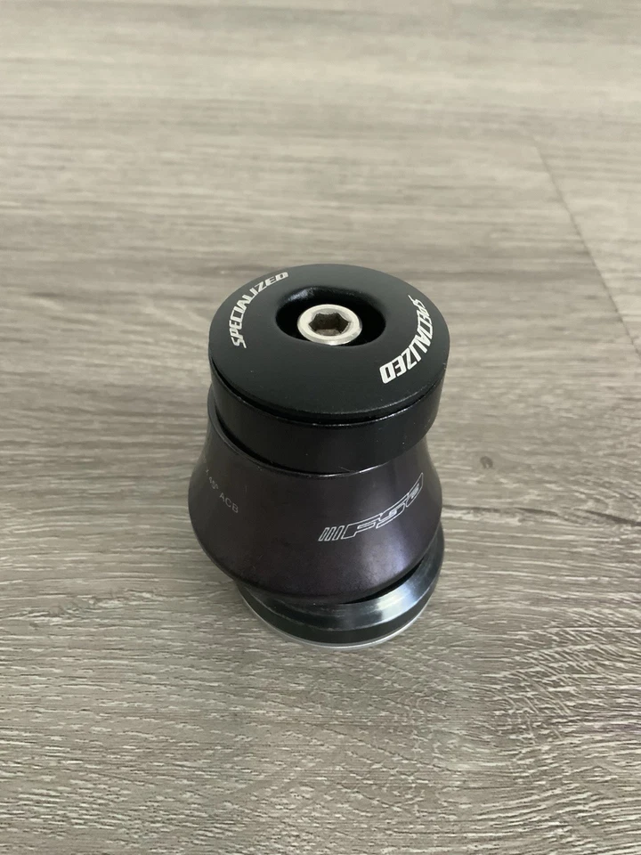 FSA HEADSET 1 1/8 INCH INTEGRATED W/ SPACER AND SPECIALIZED STEM CAP - Image 3 of 4