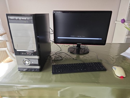 Komplett PC Intel i5, ASUS Mainboard, 1 TB Festplatte, Samsung TV