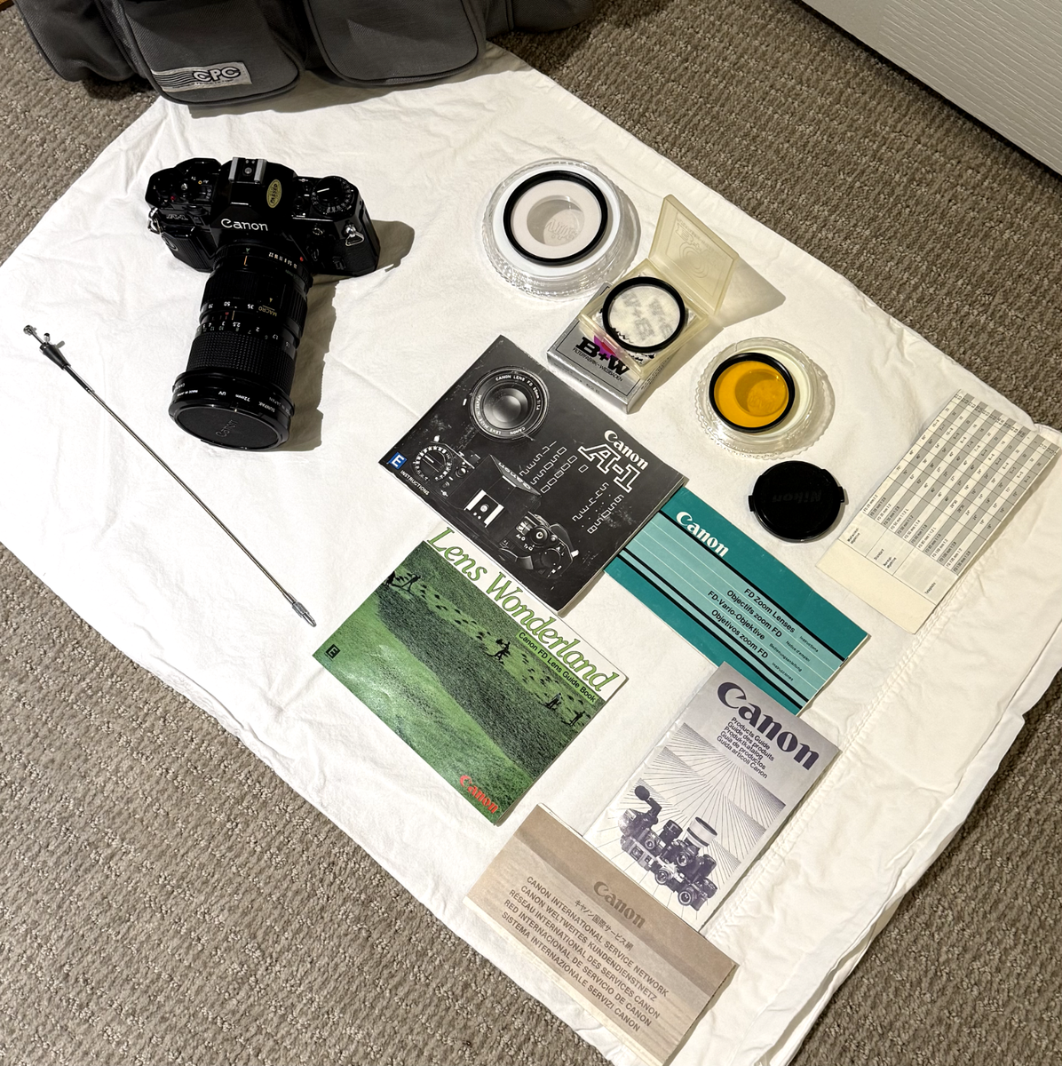カメラ　CANON A1　本体　レンズその他セット Complete Canon A1, Single Reflex Camera, Case, Lenses et. al