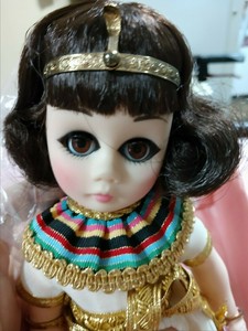 madame alexander cleopatra doll