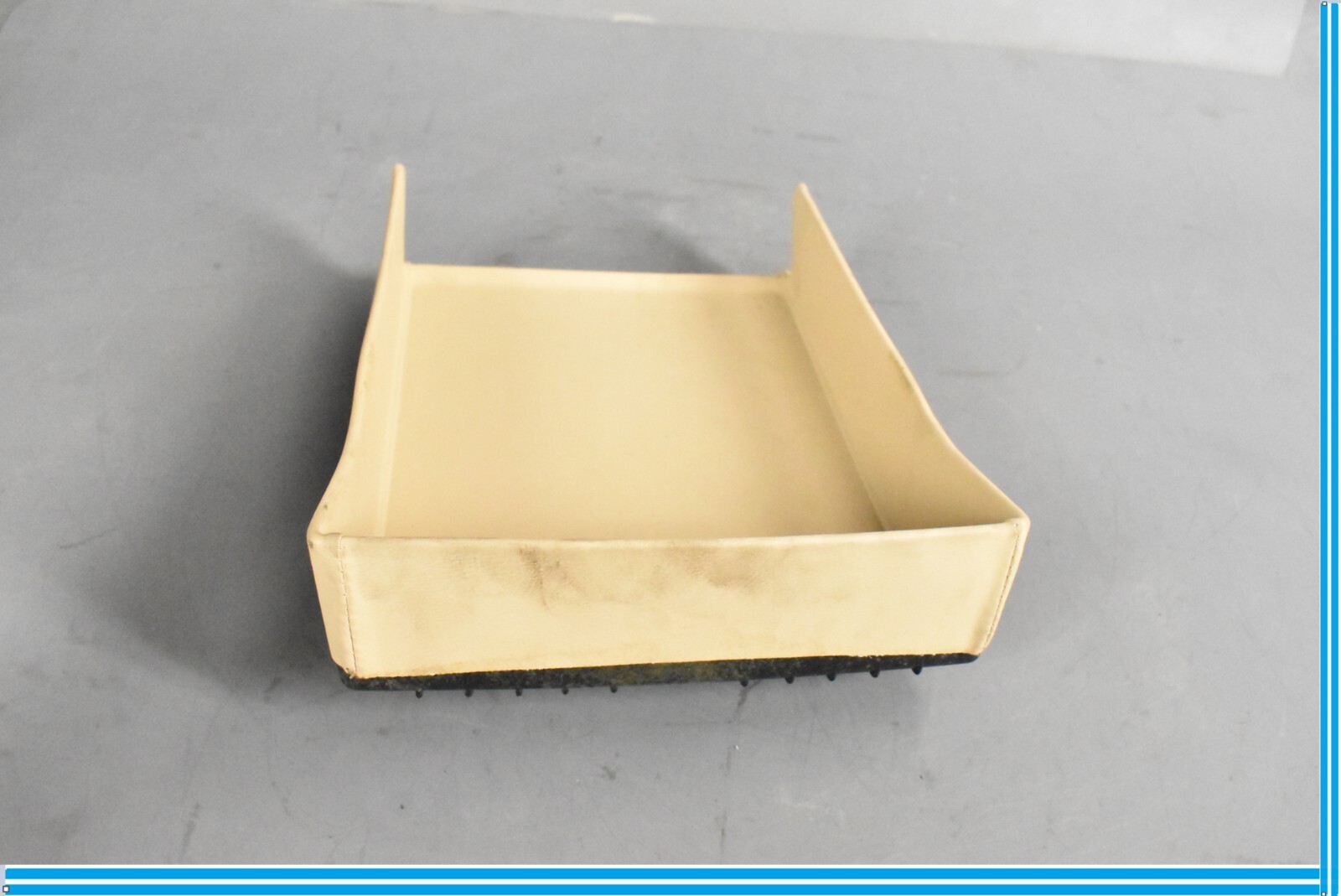 Maserati Quattroporte 2004-2013 Rear Center panel