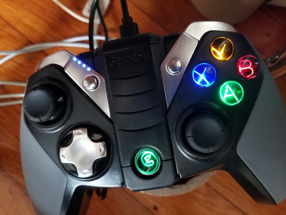 Game Sir G4 Wireless Bluetooth Controller For Android / PC / PS3 w/ Phone Holder - Image 2 of 4