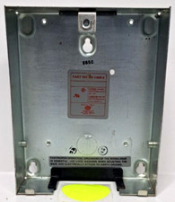 FIREYE STALOWA POKRYWA PODSTAWY OKABLOWANIA 7" X 6" X 2" 60-1466-2