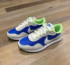 Nike Unisex Kids Sneaker Blue/White/Green Lace-Up Low Top 3.5Y