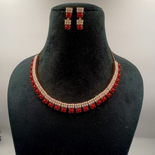 Juego de collar gargantilla nupcial india enchapada en oro de 22k coral rojo blanco joyería