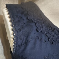 Talbots 6 Navy Cotton Eyelet Embroidered Shift Dress Sleeveless Knee V-Neck