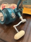VINTAGE PENN SPINFISHER 704 SPINNING FISHING REEL USA IN BOX W/ ALL PAPERWORK — photo 8